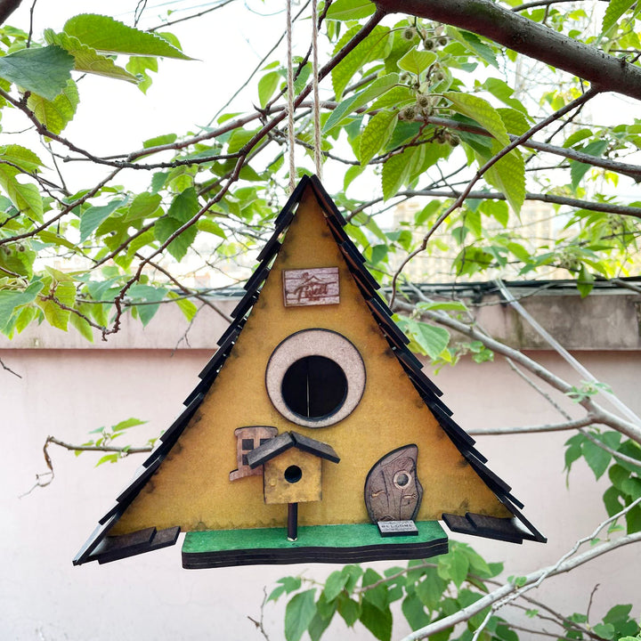 Garden Pendant Wooden Bird House